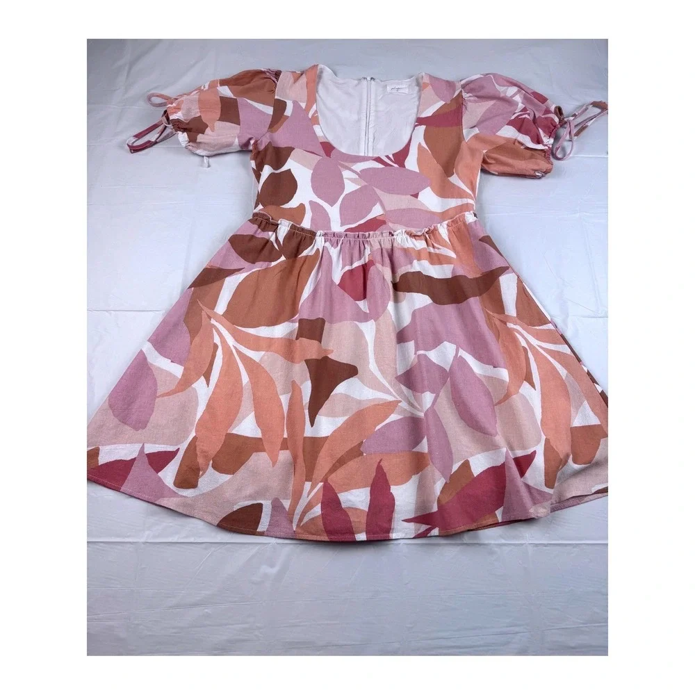 Girl and the Sun Avery Pink Leaf Print Puff Sleeve Mini Dress Size Medium Summer